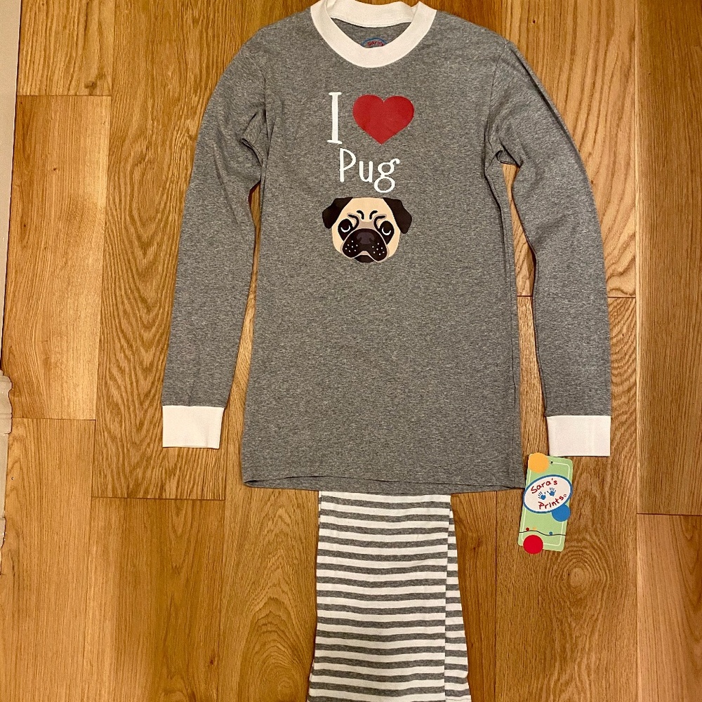 Sara’s Prints Pajamas Set